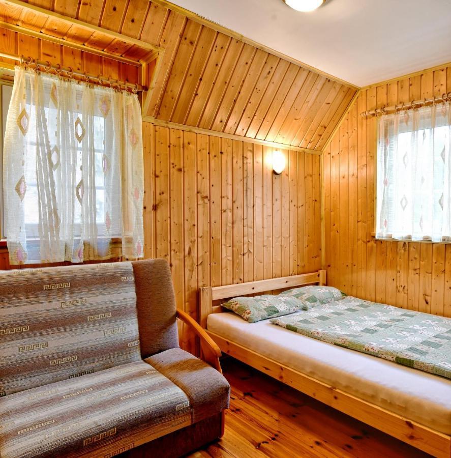 Janowa Chata Клетно Экстерьер фото